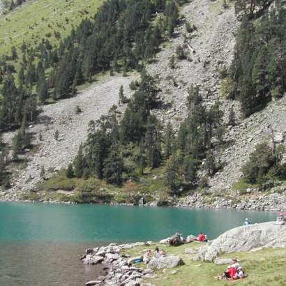 Un lac de montagne